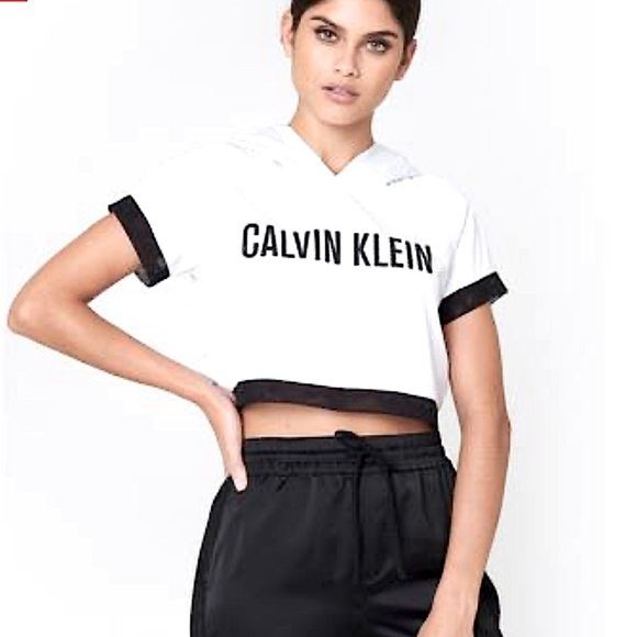 NWOT (New Without Tag) CALVIN KLEIN Hoodie - Picture 1 of 12